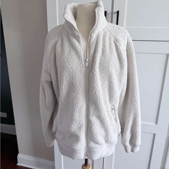 Athleta Jackets & Blazers - Athleta Tugga Sherpa Jacket in Ivory Medium